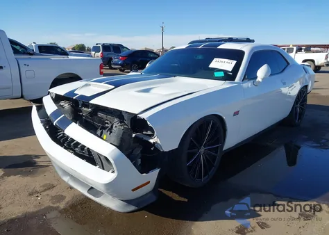 2013 Dodge Challenger Srt8 из США, поврежденный, VIN 2C3CDYCJ1DH536563